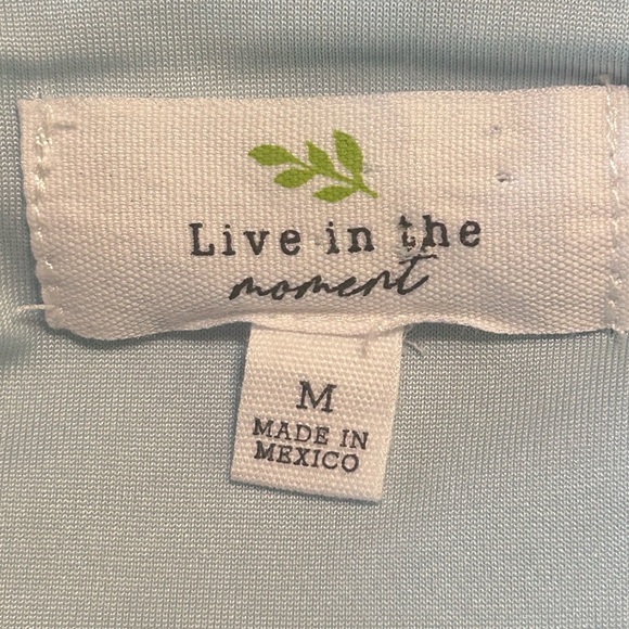 NWOT  Life in the Moment Bodysuit Button Snap blue Women's Size medium - Picture 10 of 10